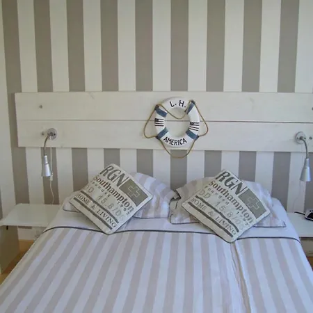 Beautiful House In In The Dunes *